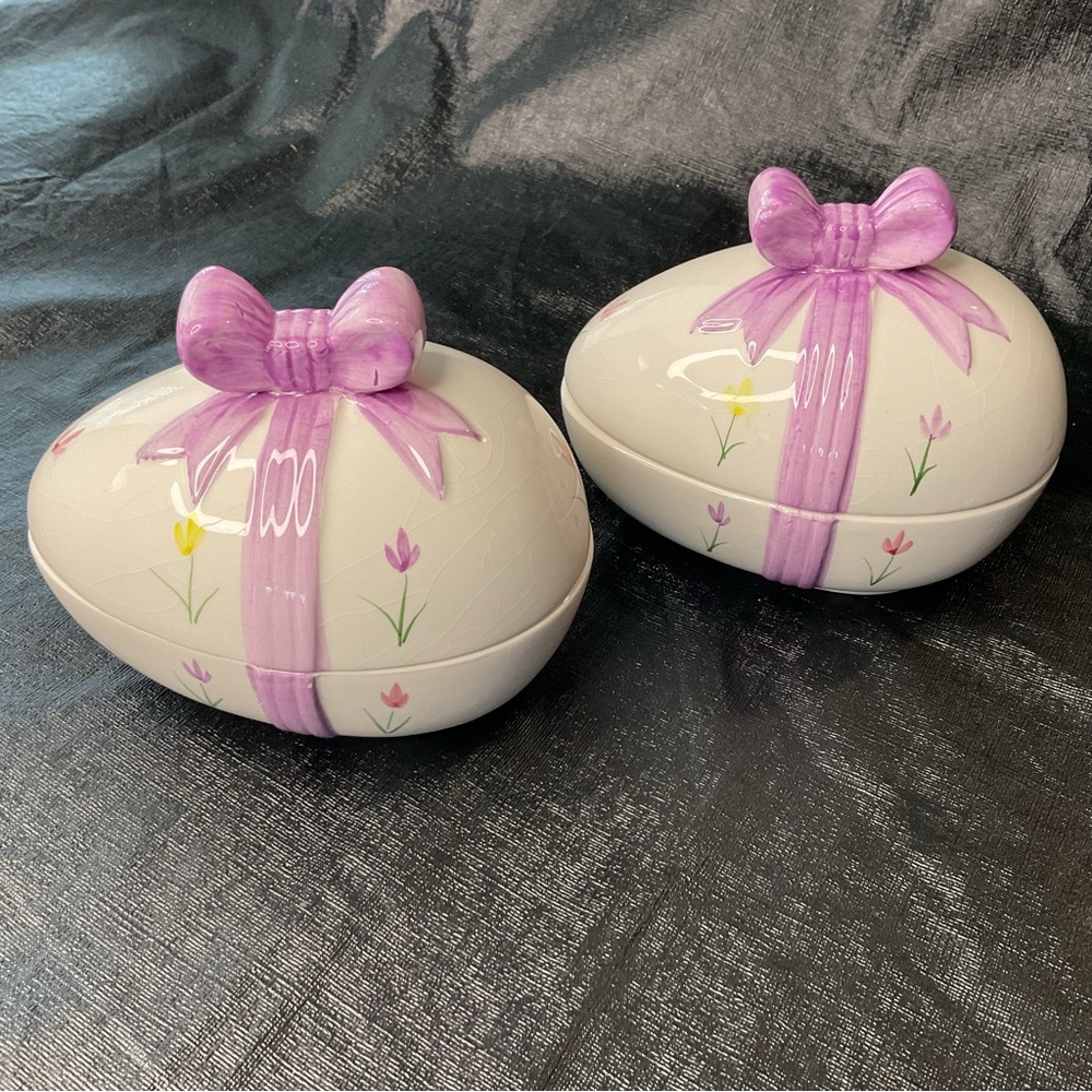 Vintage Set Of 2 Ceramic Spring Floral Easter
Egg Candy Dishes/Trinket Boxes